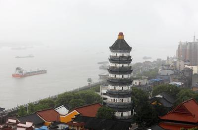 繼“萬里長江第一塔”塔尖被大風(fēng)吹落后，聊聊：古建筑修繕加固需如何進行？
